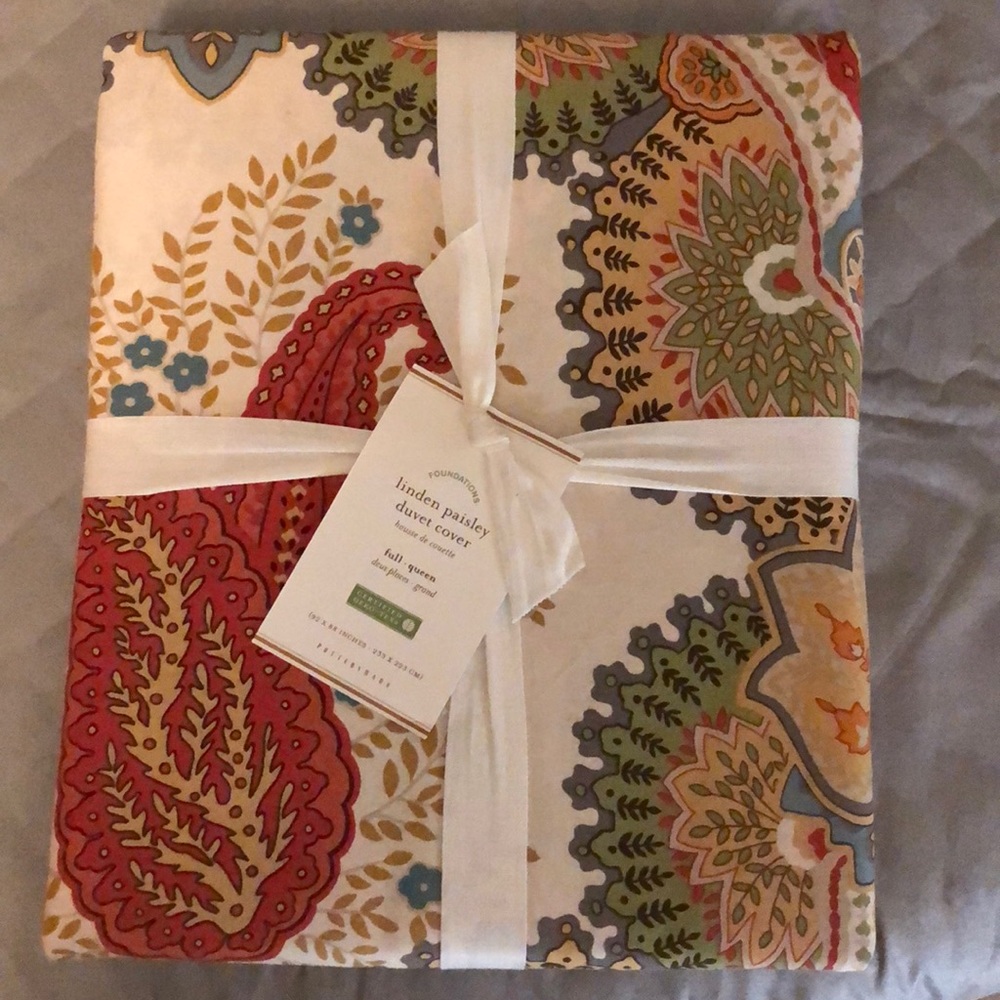Pottery Barn Full/Queen Duvet Cover